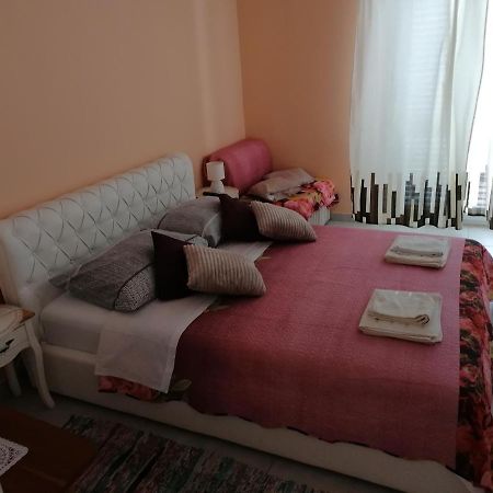 Apartmani Rija 3 帕格 外观 照片
