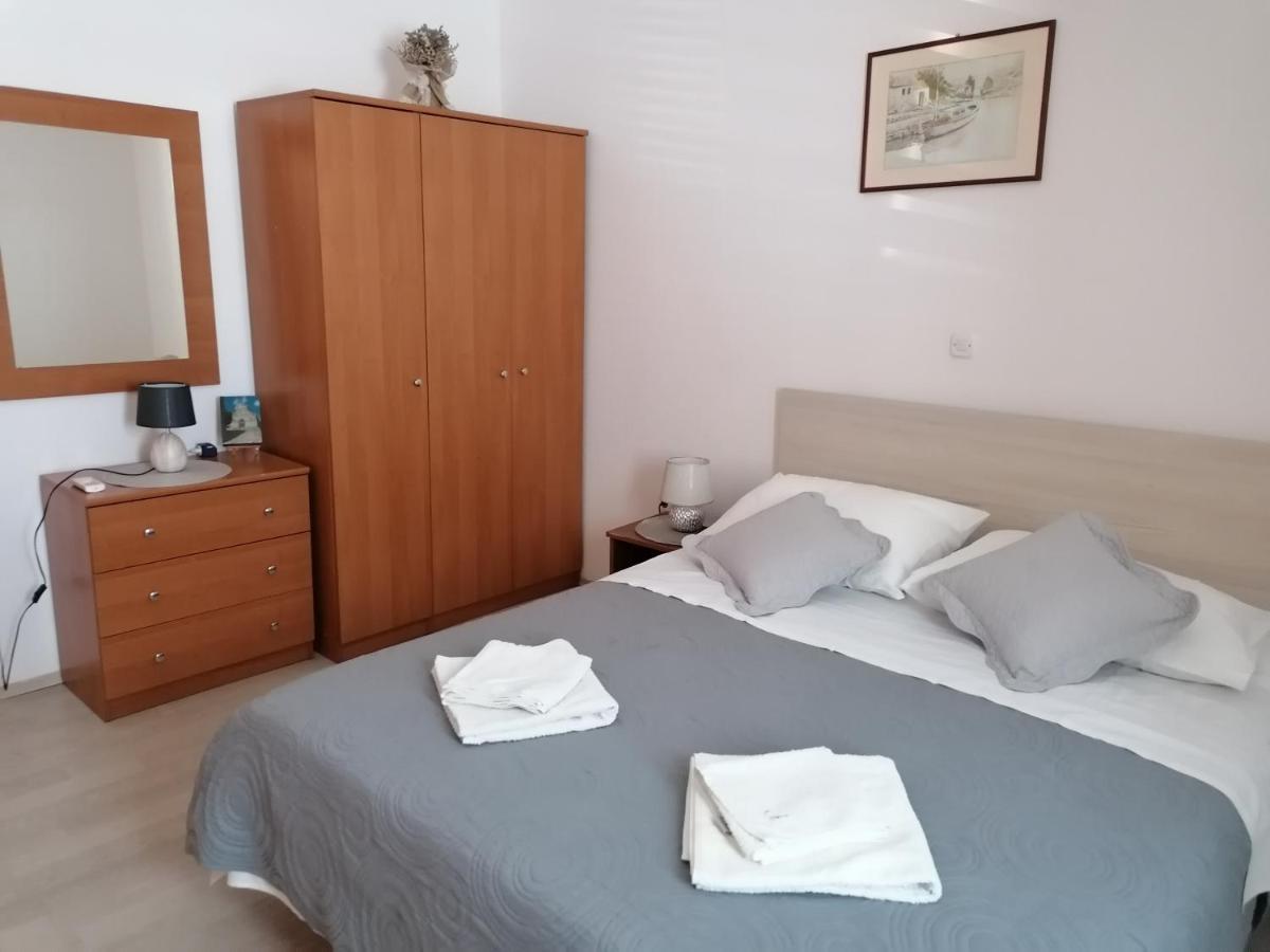 Apartmani Rija 3 帕格 外观 照片