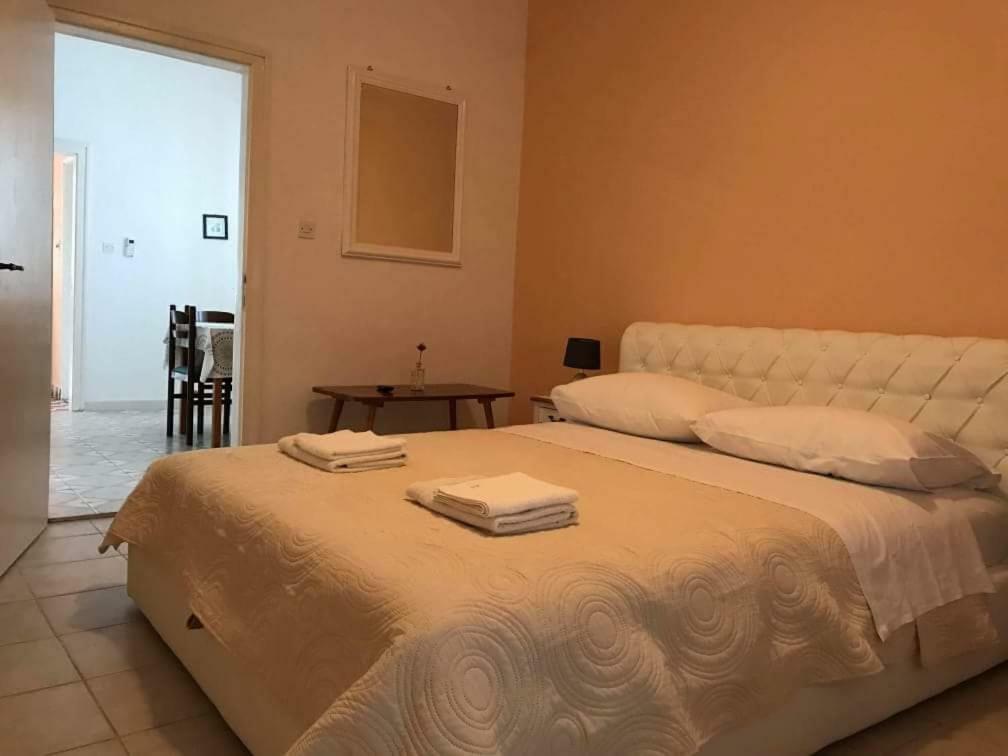 Apartmani Rija 3 帕格 外观 照片
